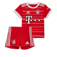 Dres Bayern Munich Alphonso Davies #19 Domaci za djecu 2022-23 Kratak Rukav (+ kratke hlače)